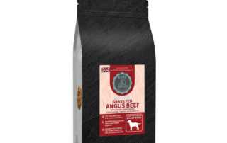 Grass Fed Angus Beef with Carrot Green Beans Cauliflower Tomato Courgette Superfood 65 Dog Kibble Biscuits for Adult Senior Dogs and Puppies 2kg 12kg